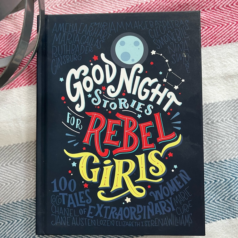 Book Good Night Stories for rebel Girls